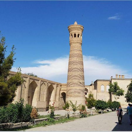 Minorai Xurd Hotel Bukhara Bagian luar foto